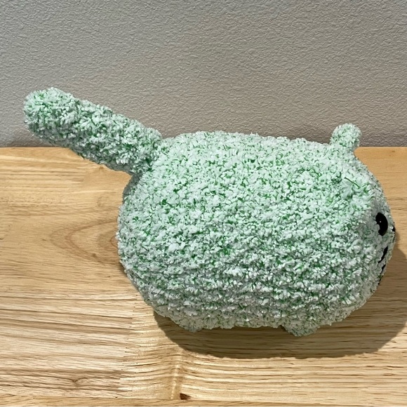 New Crochet Plushie Loaf Cat Green & White (Large) - Picture 6 of 8